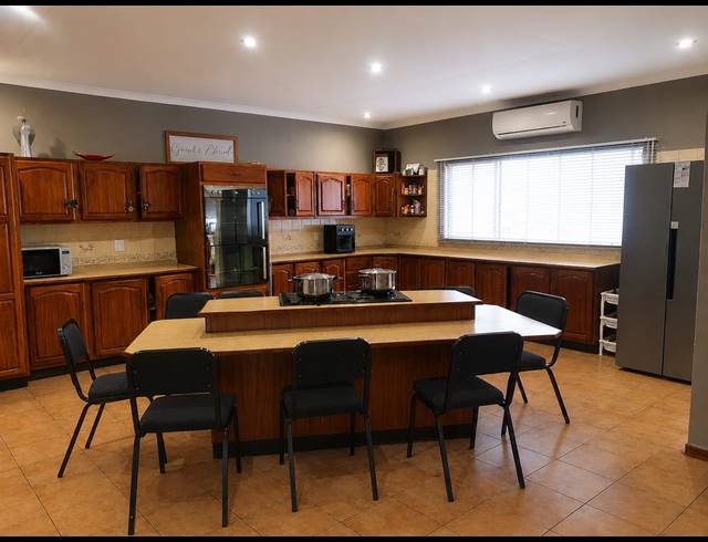 4 BEDROOM HOUSE FOR SALE IN SAFARI GARDENS
